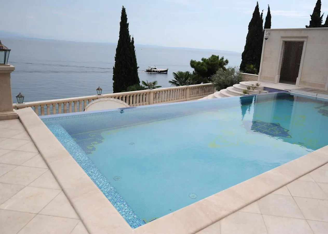 Apartments Villa Isabella Opatija